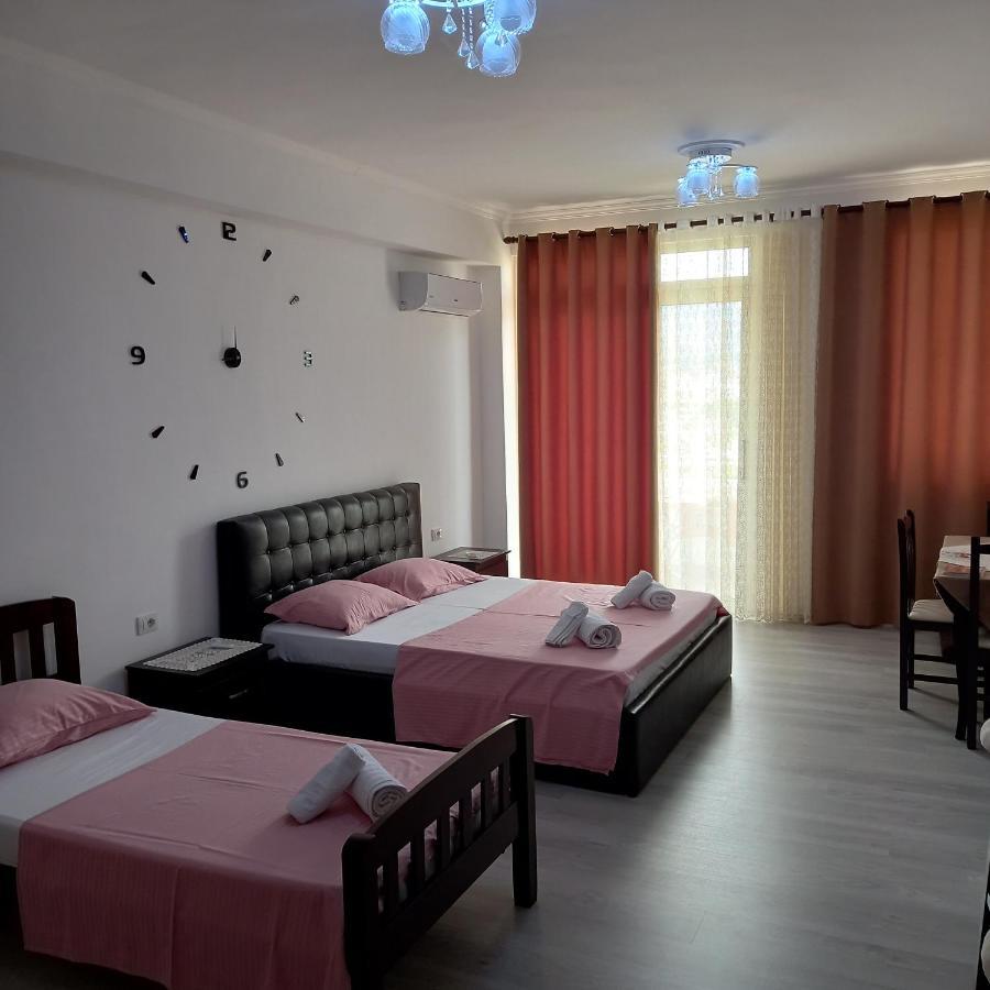 Vladimir Estate Hotel Gjirokastër Eksteriør bilde