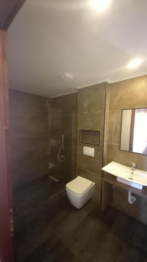 Vladimir Estate Hotel Gjirokastër Eksteriør bilde