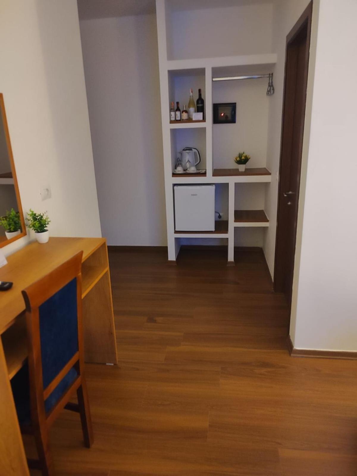 Vladimir Estate Hotel Gjirokastër Eksteriør bilde
